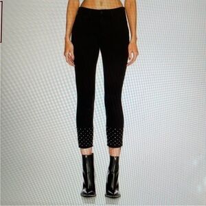 L’AGENCE Angelique Studded, High Rise, Slim, Dark Black Jeans Size 29
23” inseem